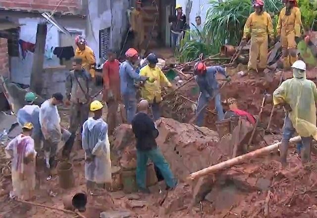 Imagem da noticia Bebê é encontrado sem vida após deslizamento em Itapevi (SP)