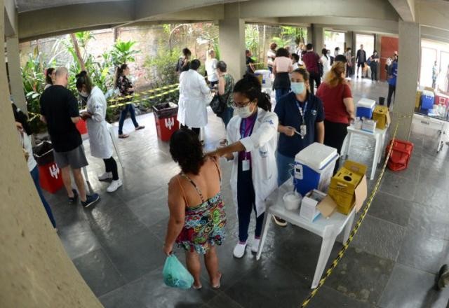 Imagem da noticia Mapa da vacinação: só dois estados têm mais de 90% de vacinados