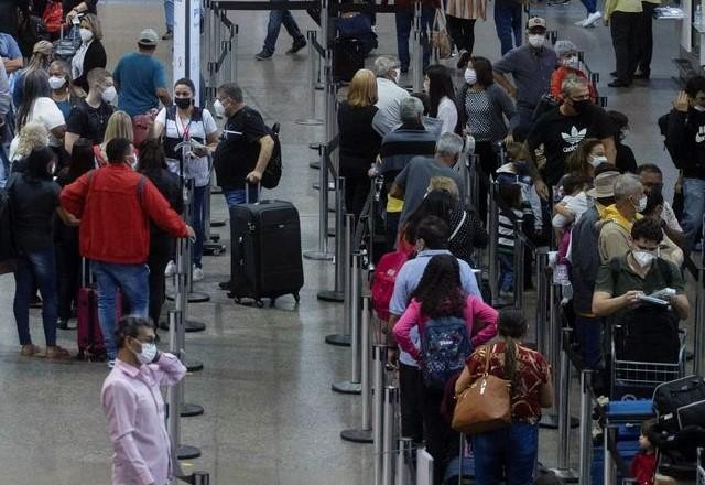 Imagem da noticia Mau tempo provoca cancelamento de mais de 100 voos nos aeroportos do Brasil