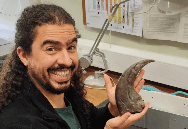 Imagem da noticia Quem é Pirulla, youtuber e divulgador científico que está internado na UTI após sofrer AVC