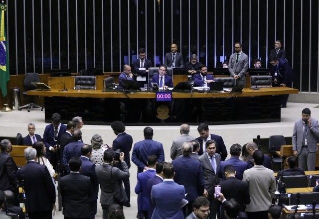 Imagem da noticia Mais da metade dos brasileiros desaprovam trabalho do Congresso Nacional, diz pesquisa Genial/Quaest