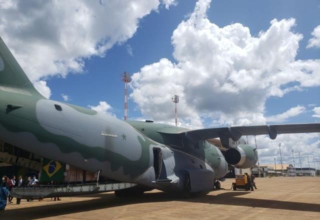 Imagem da noticia Poder Expresso: sem acordo, guerra continua; FAB vai resgatar brasileiros