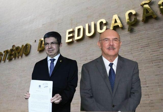 Imagem da noticia Poder Expresso: Oposição formaliza pedido no Senado para CPI do MEC