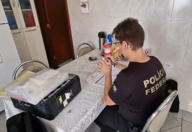 Imagem da noticia Polícia Federal investiga tentativa de fraude de R$ 300 milhões ao BNDES e cumpre mandados em SP
