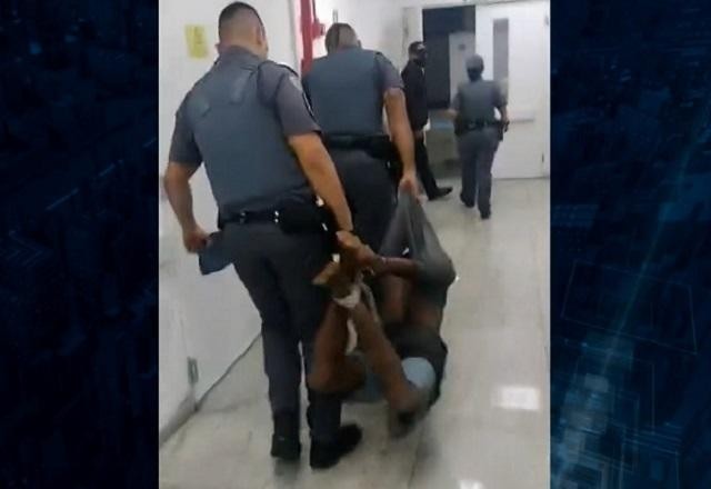 Imagem da noticia Por suspeita de furtar chocolate, polícia amarra pés e mãos de homem