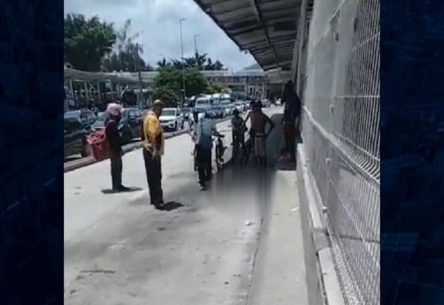 Imagem da noticia RJ: jovem morre ao tentar embarcar e cair de ônibus do BRT