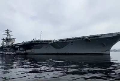 Porta-aviões dos Estados Unidos participa de operação conjunta no Rio de Janeiro Porta-aviões dos Estados Unidos participa de operação conjunta no Rio de Janeiro