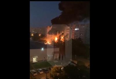 Caça cai em prédio no sul da Rússia e deixa 4 mortos Caça cai em prédio no sul da Rússia e deixa 4 mortos