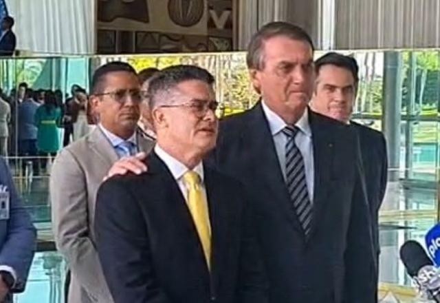Imagem da noticia Prefeitos de Manaus e Sorocaba oficializam apoio a Jair Bolsonaro