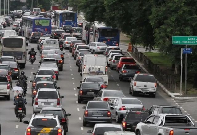 Imagem da noticia Prefeitura de São Paulo suspende rodízio municipal de veículos a partir de segunda-feira (22)