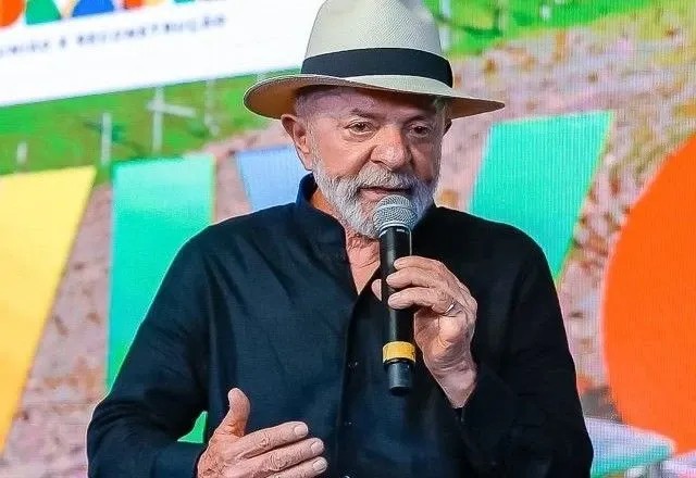 Imagem da noticia Lula critica Câmara após derrubada da MP do IOF e diz que foram contra ricos pagarem "uma merrequinha a mais"