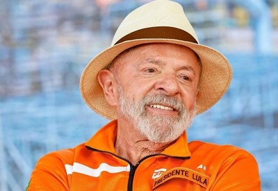 Lula deve passar a virada do ano em Copacabana (RJ) Lula deve passar a virada do ano em Copacabana (RJ)