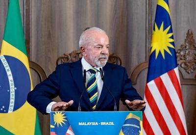 "Se depender do Trump e de mim, vai ter acordo" sobre tarifaço, afirma Lula após reunião na Malásia "Se depender do Trump e de mim, vai ter acordo" sobre tarifaço, afirma Lula após reunião na Malásia