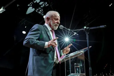 Governo Lula prepara pacote de ajuda humanitária a Cuba que pode chegar a R$ 50 milhões Governo Lula prepara pacote de ajuda humanitária a Cuba que pode chegar a R$ 50 milhões