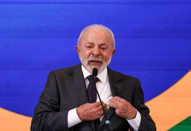 Imagem da noticia Lula nega problema entre governo e Congresso, mas critica emendas impositivas: "Grave erro histórico"