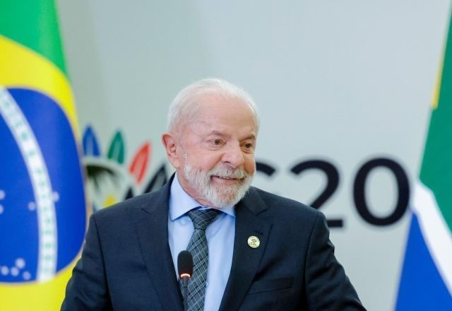 Imagem da noticia Lula lidera cenários para 2026 e tem melhora em avaliação de governo e aprovação pessoal, diz CNT/MDA