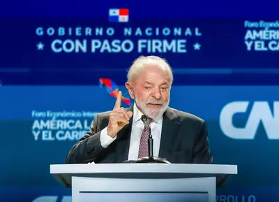 Lula lamenta desunião na América Latina e cita EUA ao criticar "recrudescimento de tentações hegemônicas" Lula lamenta desunião na América Latina e cita EUA ao criticar "recrudescimento de tentações hegemônicas"