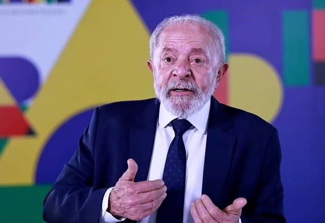 Imagem da noticia Lula critica plano de Trump para Gaza: "Palestinos vão para onde? Onde vão viver? Qual o país deles?"