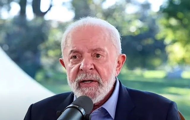 Imagem da noticia Lula critica "taxa das blusinhas", mas sinaliza que não deve vetar medida: "Assumi compromisso"