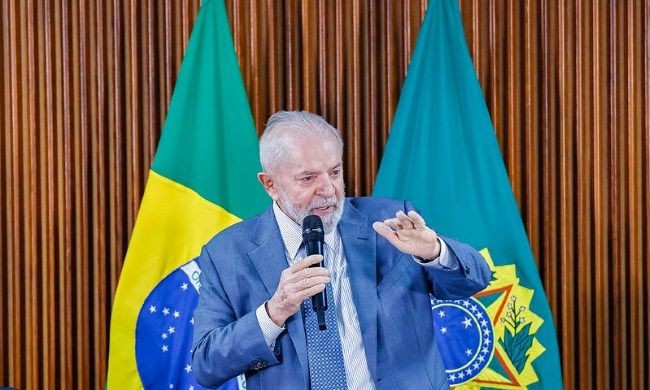 Imagem da noticia Lula adia para quarta anúncios para atender população do Rio Grande do Sul