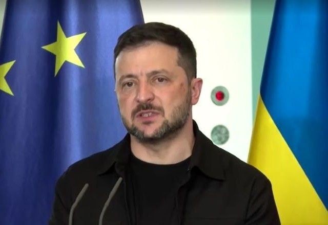 Imagem da noticia Zelensky diz que alertou Trump de que Putin está "blefando" sobre guerra