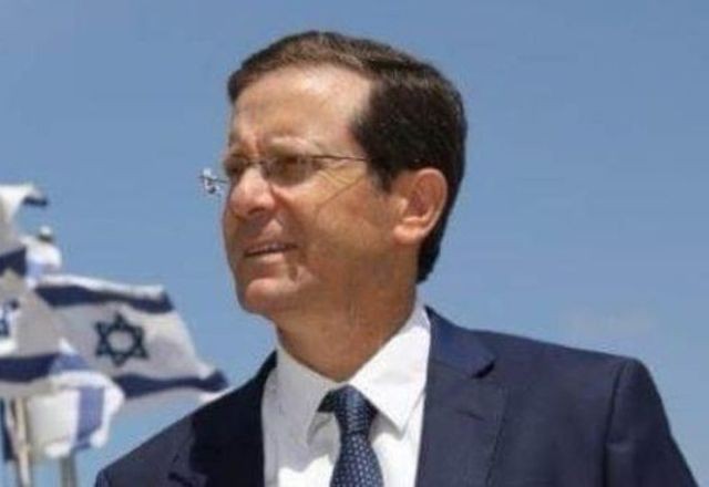 Imagem da noticia Presidente de Israel diz que ataque do Irã foi "declaração de guerra"