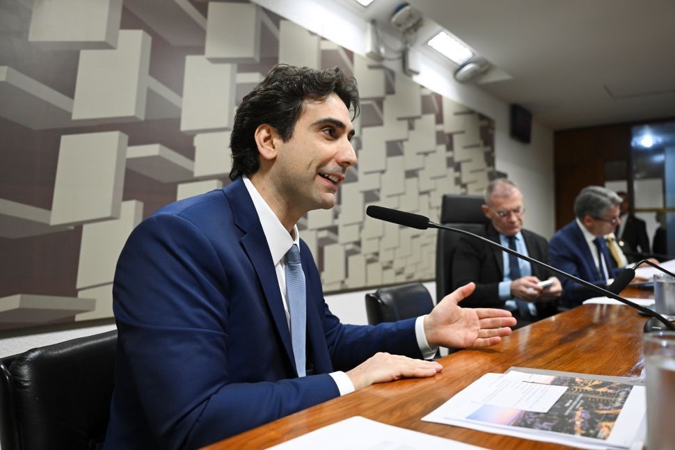 Imagem da noticia Processos de auditoria ou sindicância não apontam culpa de Campos Neto no caso Master, diz Galípolo