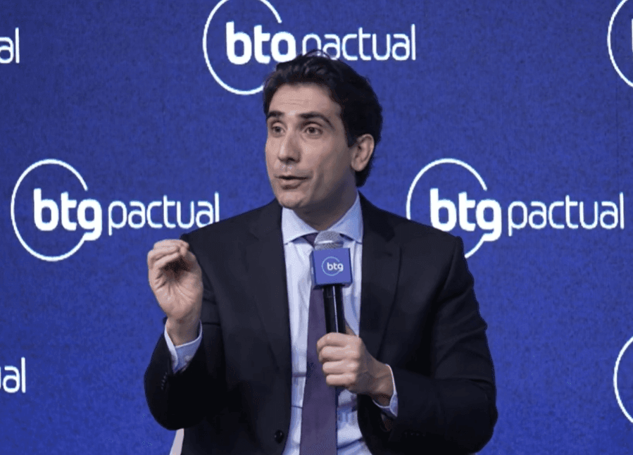 Imagem da noticia BC é mais transatlântico do que jet ski e não pode fazer grandes mudanças, diz Galípolo sobre juros