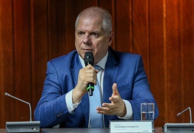 Imagem da noticia CPMI convoca ex-presidente do INSS Alessandro Stefanutto para depor na próxima segunda-feira (13)