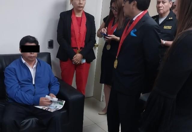 Imagem da noticia Após ser destituído da presidência, Pedro Castillo é preso no Peru