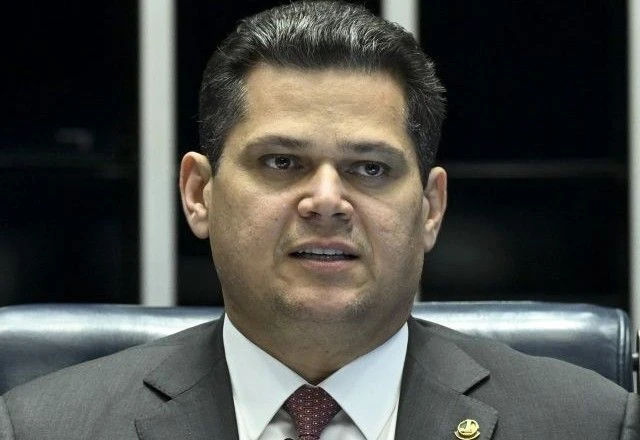 Imagem da noticia Após megaoperação no Rio, Alcolumbre anuncia criação da CPI do Crime Organizado