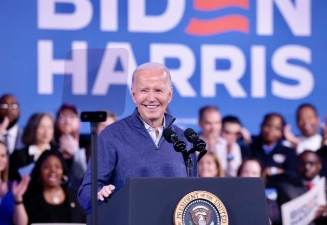 Imagem da noticia Biden vai regularizar mais de 500 mil imigrantes nos EUA