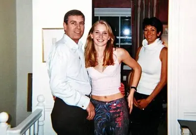 Família de Virginia Giuffre, que acusou ex-príncipe Andrew de abuso, reage à prisão: “Ninguém está acima da lei” Família de Virginia Giuffre, que acusou ex-príncipe Andrew de abuso, reage à prisão: “Ninguém está acima da lei”