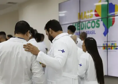 Governo revoga edital do Mais Médicos que previa criação de 5,9 mil vagas em cursos de medicina Governo revoga edital do Mais Médicos que previa criação de 5,9 mil vagas em cursos de medicina
