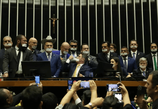 Imagem da noticia Motta faz reunião de líderes na Câmara nesta quarta (6) após oposição protestar contra prisão de Bolsonaro