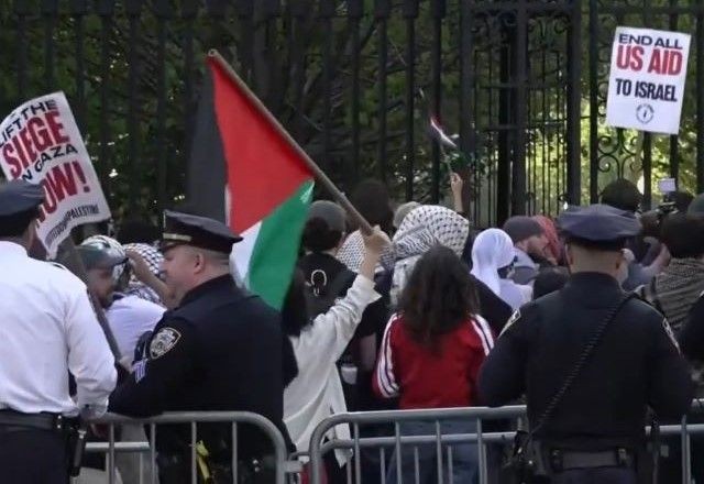 Imagem da noticia Entenda protestos pró-Palestina e contra apoio dos EUA a Israel que ocorrem em universidades americanas