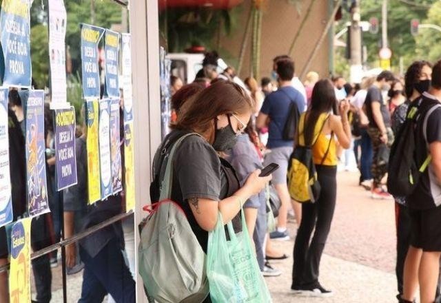 Imagem da noticia Pedidos de reaplicação do Encceja devem ser feitos até este sábado