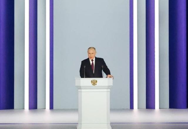 Imagem da noticia Putin acusa Otan de querer destruir Rússia e faz novas ameaças