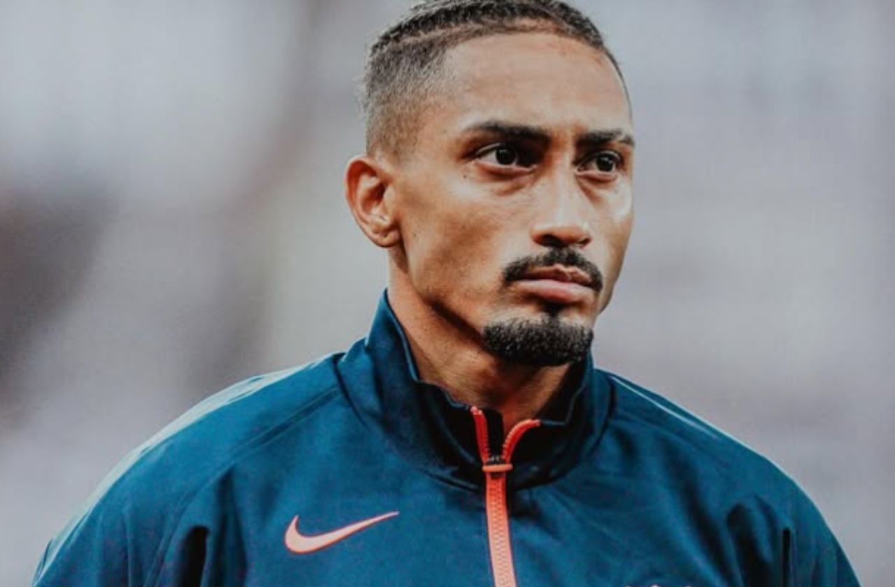 Imagem da noticia The Best 2025: Raphinha é finalista ao prêmio de melhor do mundo da Fifa; Vini Jr. fica fora