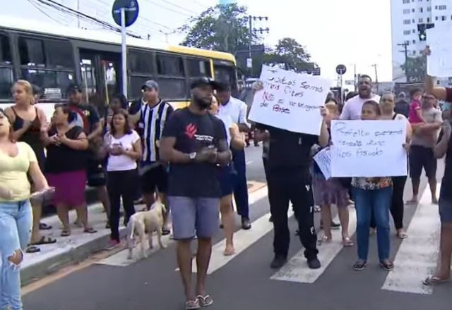 Imagem da noticia Moradores protestam contra reintegração de posse na Zona Leste de São Paulo