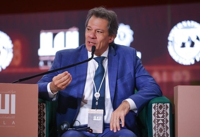 Imagem da noticia Representantes de bares e restaurantes pedem a Haddad regulamentação do vale-refeição