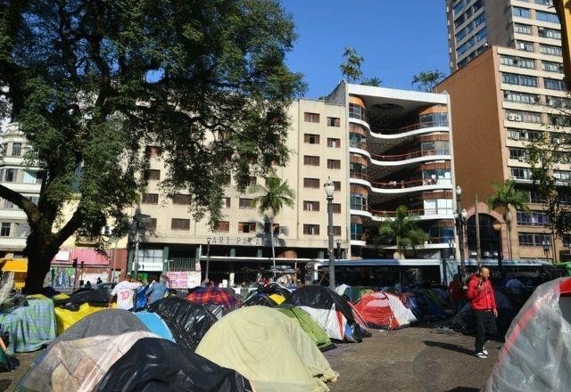 Imagem da noticia SP: Justiça derruba liminar e permite remoção de barracas de moradores de rua