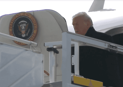 Após problema em avião, Trump chega a Davos para discursar no Fórum Econômico Mundial Após problema em avião, Trump chega a Davos para discursar no Fórum Econômico Mundial