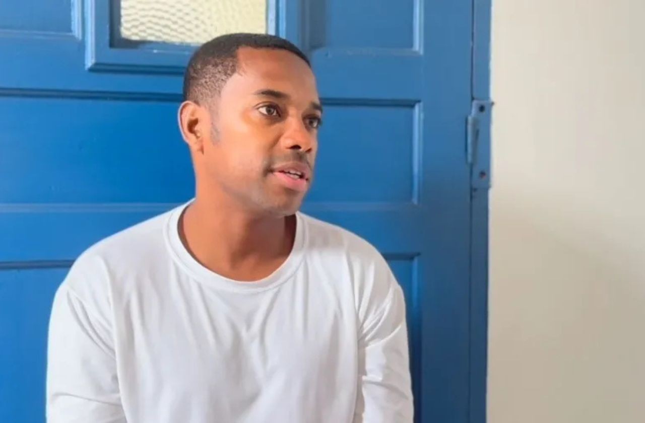 Imagem da noticia Robinho deixa Tremembé e é transferido para centro de ressocialização em Limeira (SP)