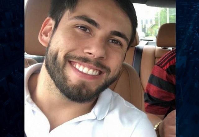 Imagem da noticia Expulso por agredir a ex-namorada, acusado volta à faculdade