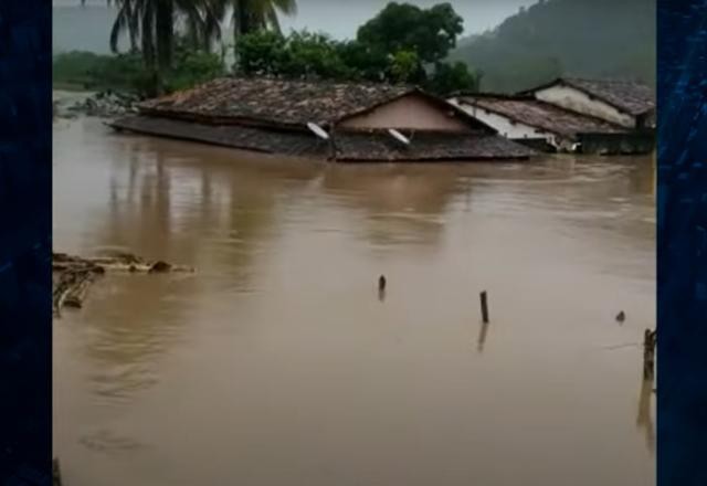 Imagem da noticia Fortes chuvas causam destruição no nordeste e deixam desabrigados