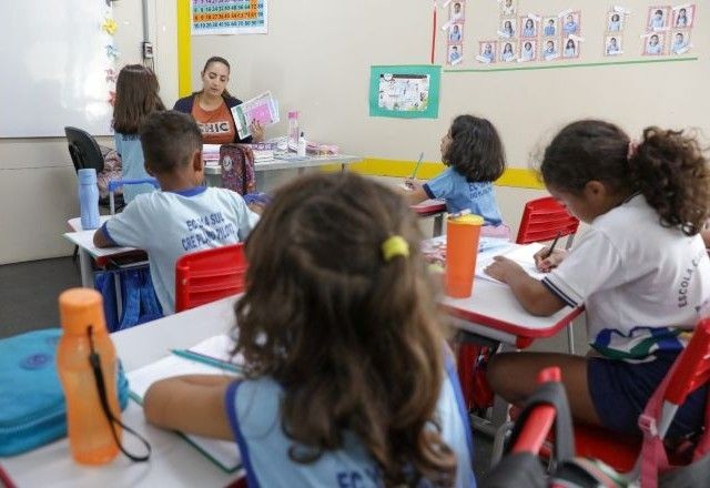 Imagem da noticia Câmara Legislativa do DF aprova instalação de câmeras em salas de aula da rede pública