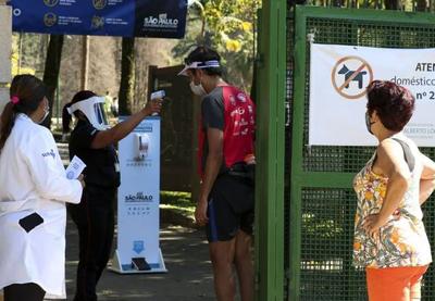 São Paulo tem redução de 10% no número semanal de casos da Covid-19 São Paulo tem redução de 10% no número semanal de casos da Covid-19