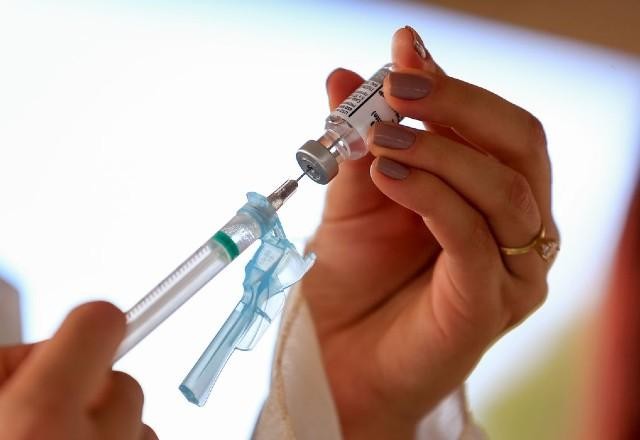 Imagem da noticia Saúde recomenda reforço da Janssen de 2 a 6 meses após primeira aplicação