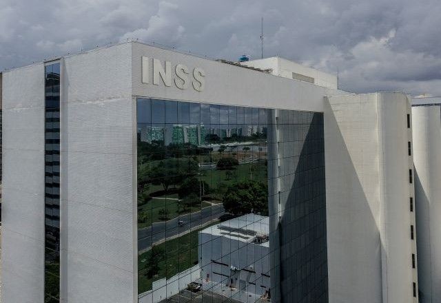 Imagem da noticia INSS cancela autorização de 8 instituições financeiras para consignado sobre aposentadorias e pensões
